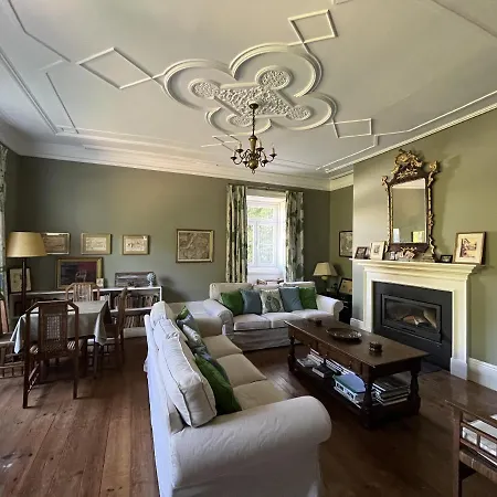 Villa Bucolic And Elegant Townhouse Near Oporto Santa Maria da Feira